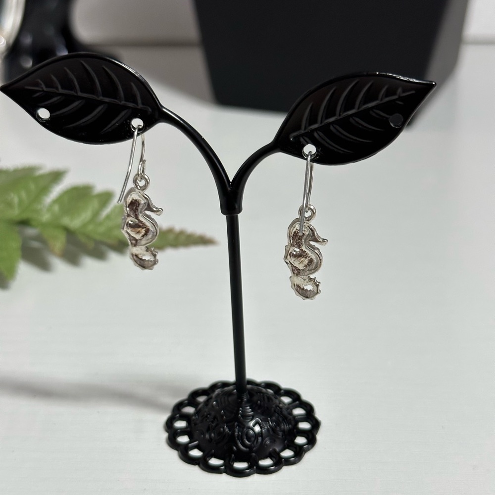 Sea Horse Sterling Silver Charm Earrings Ocean Reef Theme Jewelry - Picture 2 of 4